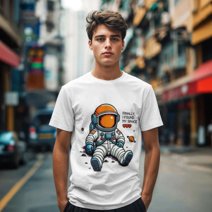 Space Astronaut Graphic T-Shirt - Style Circus